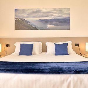 Camera con letto king size